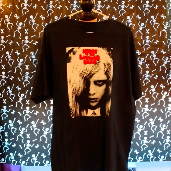 NIGHT OF THE LIVING DEAD zombie girl.2x BLACK SHORT-SLEEVED TSHIRT EUC - Picture 9 of 9